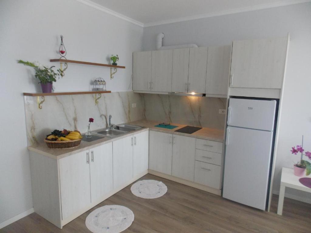 Amarilis Luxury Apartments Sarandë Exterior foto